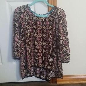High- Low  Pattern Blouse